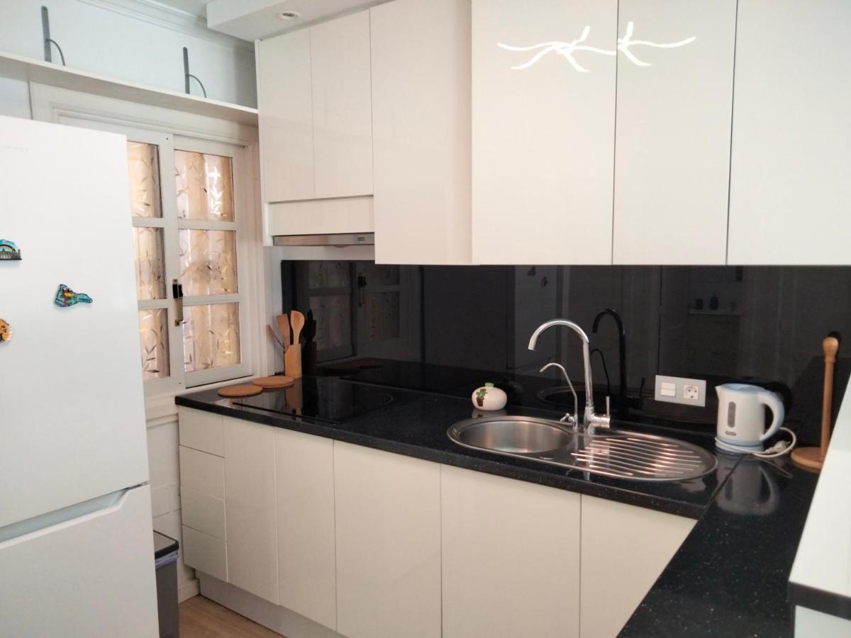 Deluxe Windsor Park Apartment Адехе Екстериор снимка