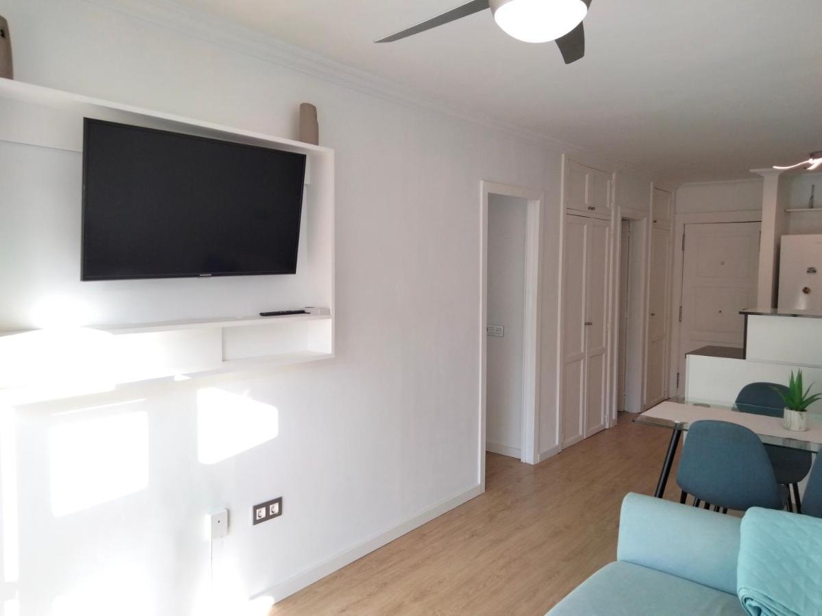 Deluxe Windsor Park Apartment Адехе Екстериор снимка