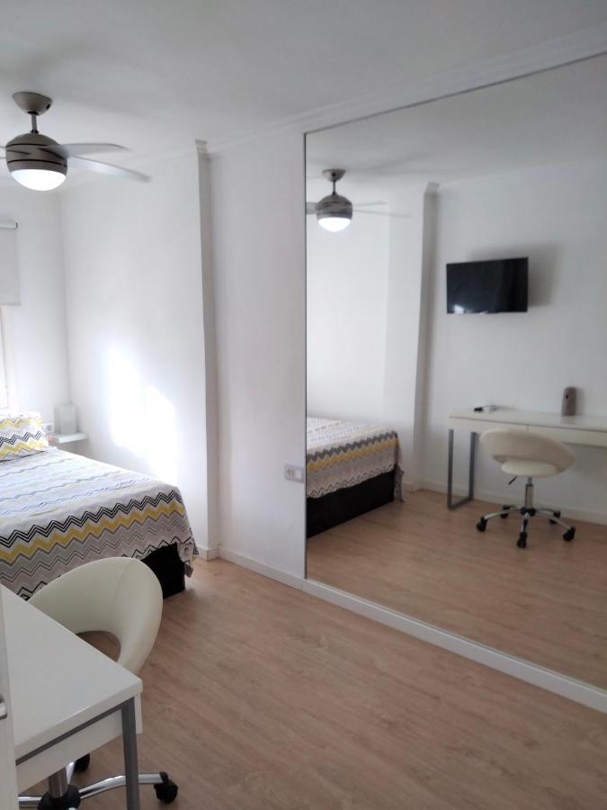 Deluxe Windsor Park Apartment Адехе Екстериор снимка